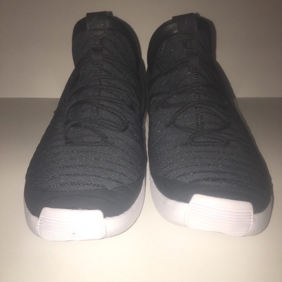 🚫🚫SOLD🚫🚫JORDAN FLIGHT LUXE - Picture 5 of 6